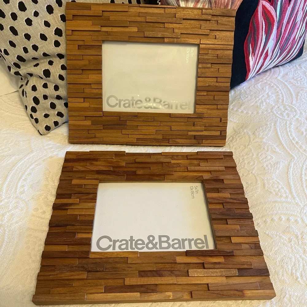 SALE!! NEW Crate & Barrel Catania Picture Frame 5 x 7” set of 2
